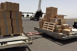イエメン・サヌアにユニセフの支援物資が到着。