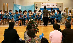 シンガポールで最優勝受賞されているブラスバンド演奏、前日は盛岡市内中学校の合同演奏会に参加。 