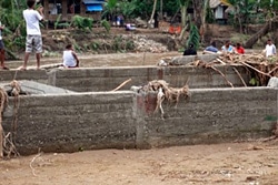 洪水の被害にあった家