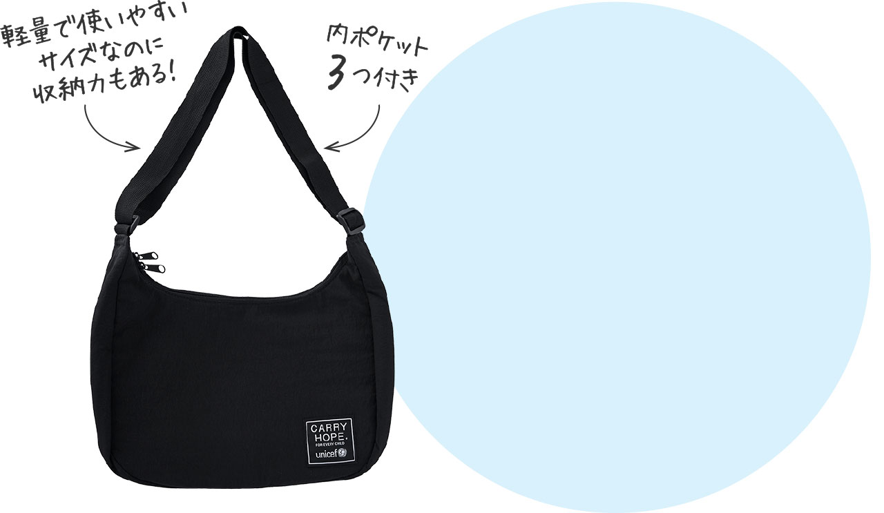 軽量で使いやすいサイズなのに収納力もある！内ポケット3つ付き