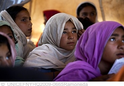 （C）UNICEFNYHQ2009-0665Ramoneda