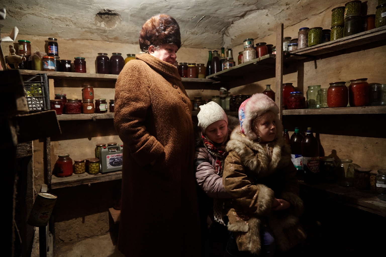 ウクライナ東部 戦闘止まず3年人道支援を待つ子ども100万人に昨年比の2倍近く