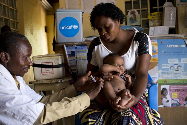 コンゴ民主共和国はしかの猛威、収まらず5歳未満児4,500人が死亡死者はエボラ出血熱の2倍以上