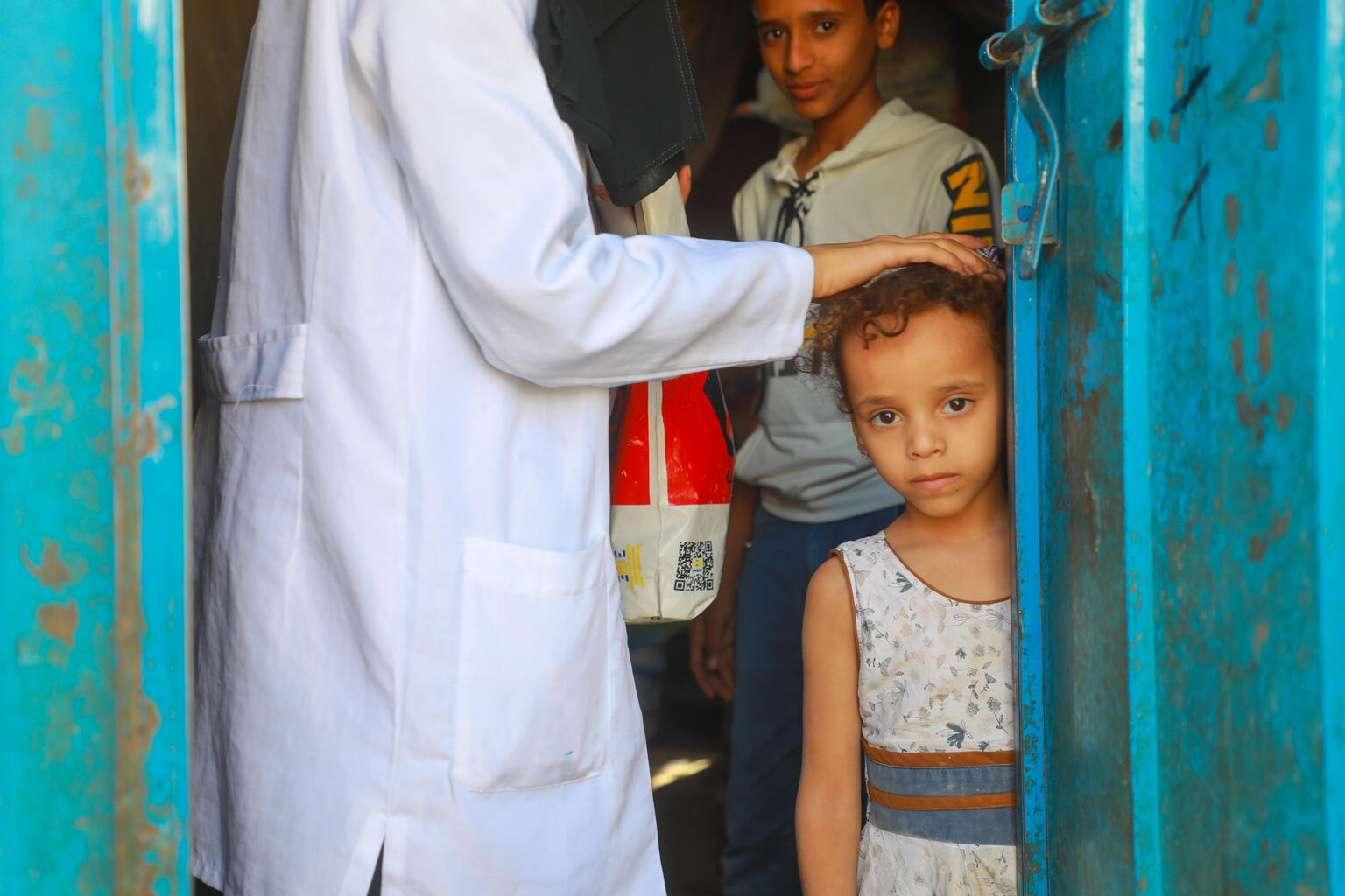 ユニセフが支援する予防接種キャンペーンでワクチン接種を受けた5歳のオラちゃん。（イエメン、2021年11月撮影）