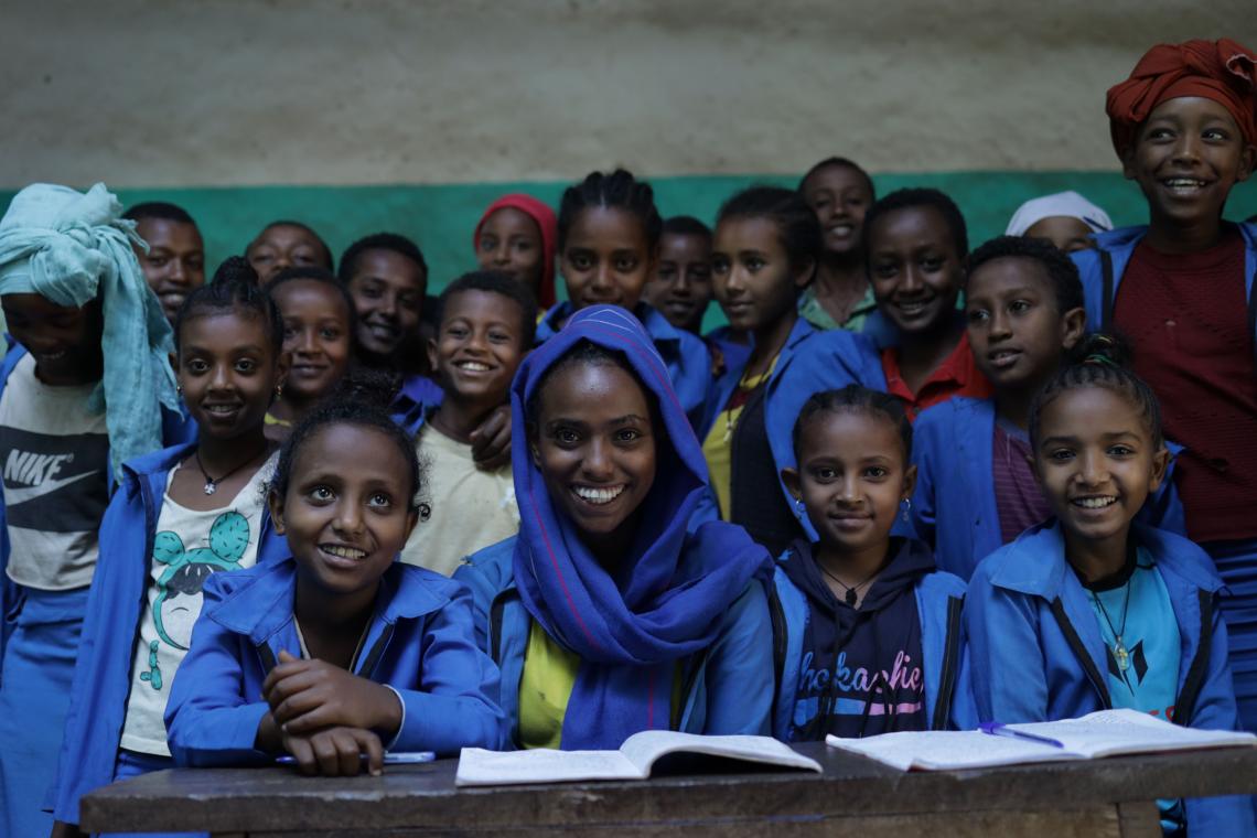 学校で学ぶベレイネシュ（エチオピア、2023年撮影）