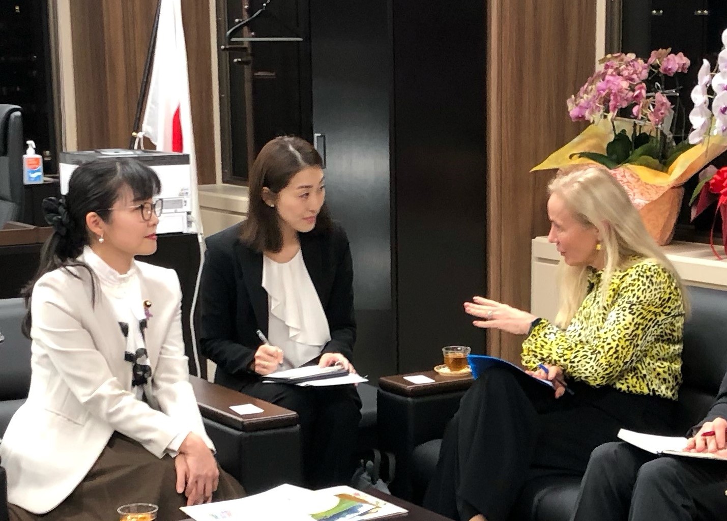 事務局次長　こども政策担当大臣を表敬訪問