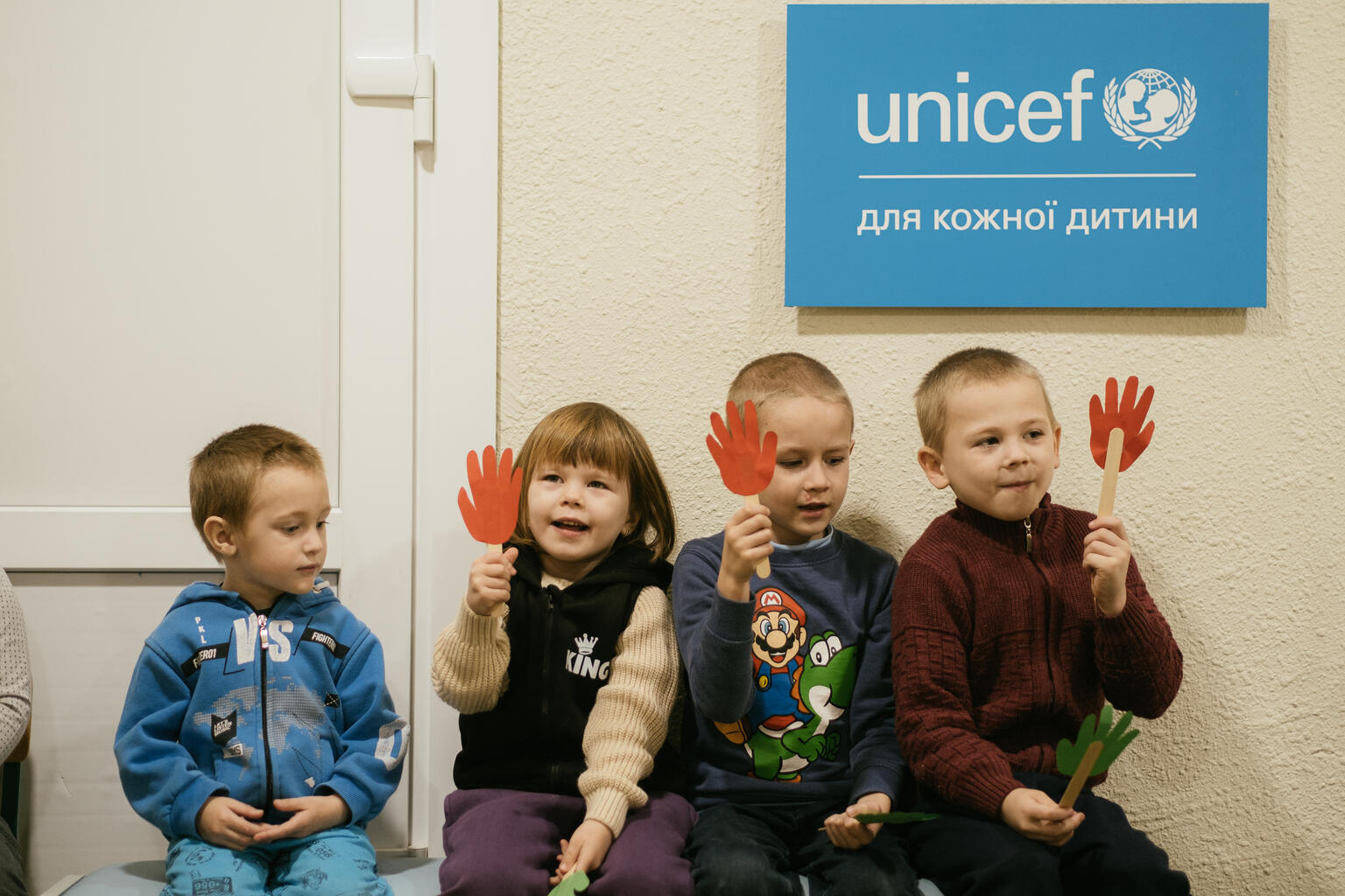 ユニセフが支援する、避難シェルターの中に作られた幼稚園に通う子どもたち（ウクライナ、2025年3月19日撮影）