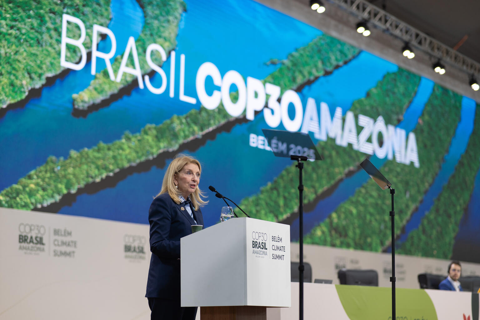 COP30首脳級会合でスピーチをするユニセフのラッセル事務局長（ブラジル、2025年11月7日撮影）