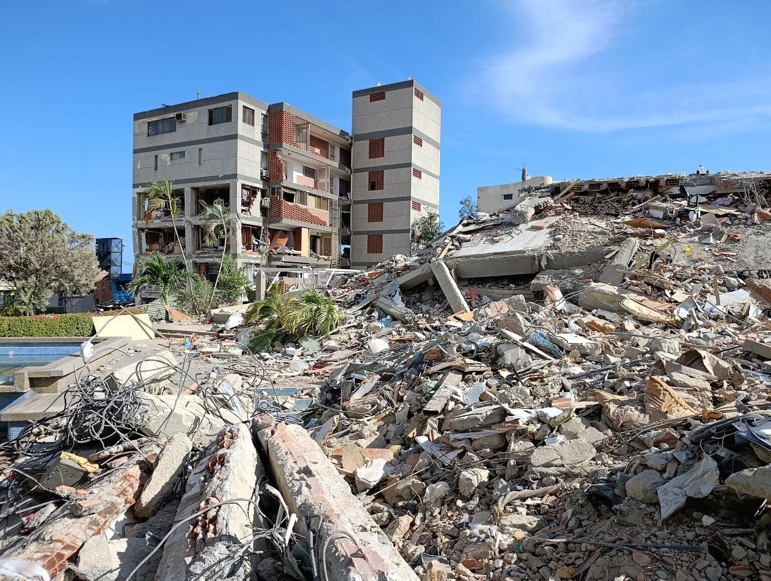 地震により、多くの建物が倒壊したラ・グアイラ州の様子(ベネズエラ、2026年6月28日撮影)