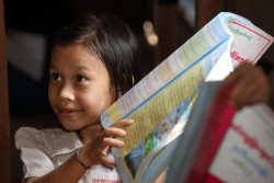 小学校3年生の女の子（ミャンマー）。