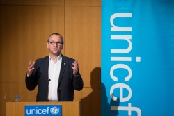 ユニセフ中東・北アフリカ地域事務所代表のヘルト・カッペラエレ
