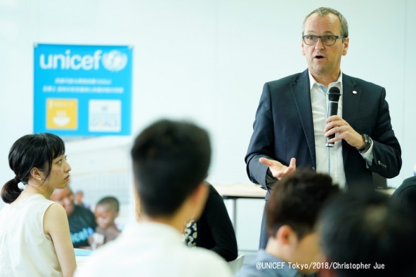 「若者による取り組みは、その一つ一つに大きな意味がある」と語る、ユニセフ中東・北アフリカ地域事務所代表のヘルト・カッペラエレ代表