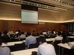 2014年6月6日、衆議院第一議員会館で開催された第11回「東日本大震災子ども支援意見交換会」。