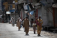 パキスタン緊急募金写真