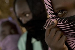 紛争下の国で、最も性暴力の被害にあいやすいのは子どもたち