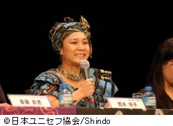 西本　伴子さん