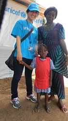 国連ボランティアとしてユニセフ・中央アフリカ事務所に赴任している小川 亮子・子どもの保護専門官