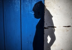武装勢力と行動を共にしていた際、性的虐待にあっていた16歳の女の子。（中央アフリカ共和国）