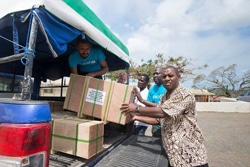 ユニセフは追加の緊急支援物資をバヌアツに輸送。
