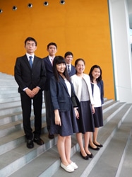 日本チームの6名