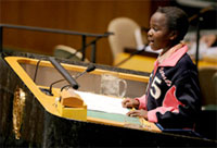 ケニア人のミリセント・アティエノ・オロンドさん（15歳）