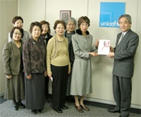 サークルKサンクス店頭募金箱