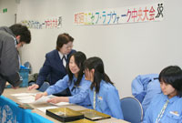 UNICEF/HQ05-2062/Donna DeCesare