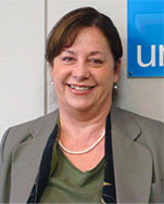 エスター・グルマさん